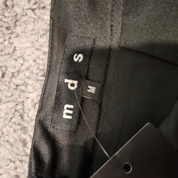 Black Mini Skirt - Picture 4 of 7